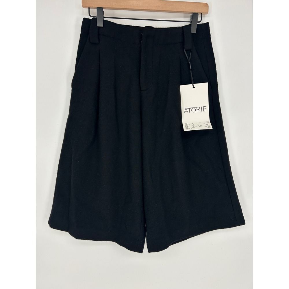 "NWT" ATORIE Black Pleated Tailored Bermuda Shorts-Womens Medium- Office Wool